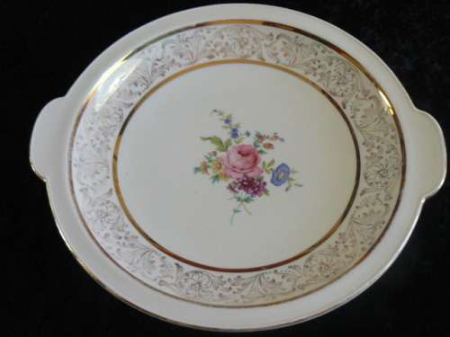 PLATTER ALKA BAVARIA STAMPED WITH GOLD PATTERN AND RIM 29.5 CM