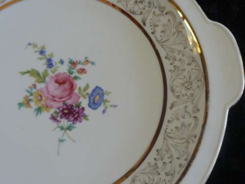 PLATTER ALKA BAVARIA STAMPED WITH GOLD PATTERN AND RIM 29.5 CM