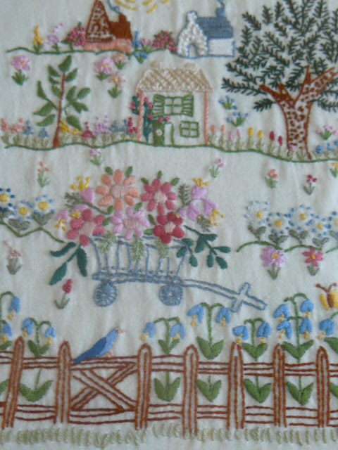 EMBROIDERED PICTURE FRAMED