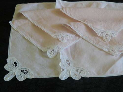 6 X VINTAGE COTTON NAPPKINS plae pink and white