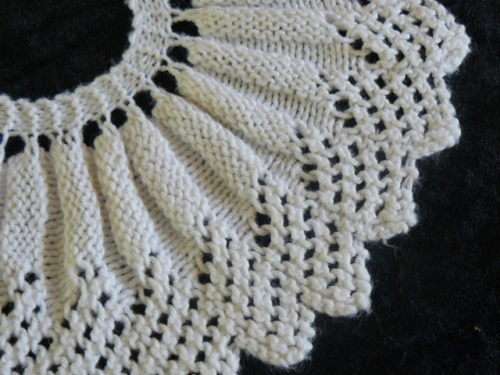 HAND KNITTED COTTON DOILIE