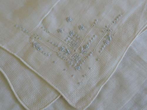 VINTAGE VERY FINE COTTON HANKIES