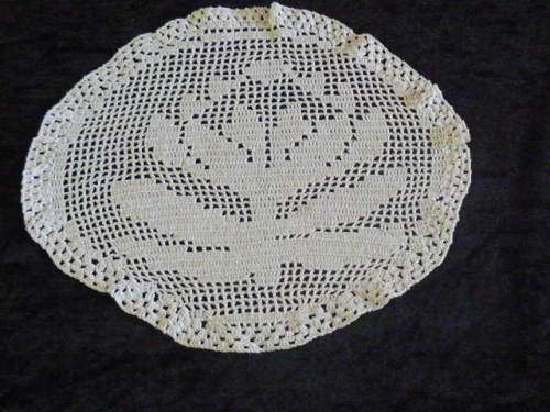 HAND CROCHETED COTTON DOILIE