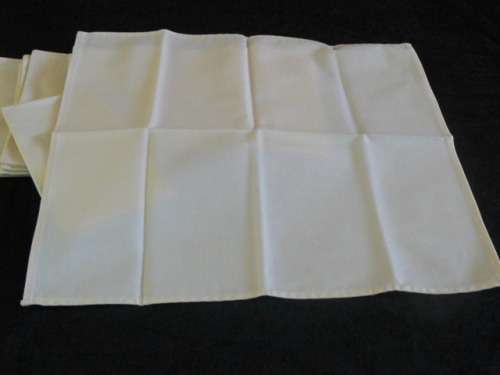 8 X VINTAGE COTTON NAPPKINS cream color