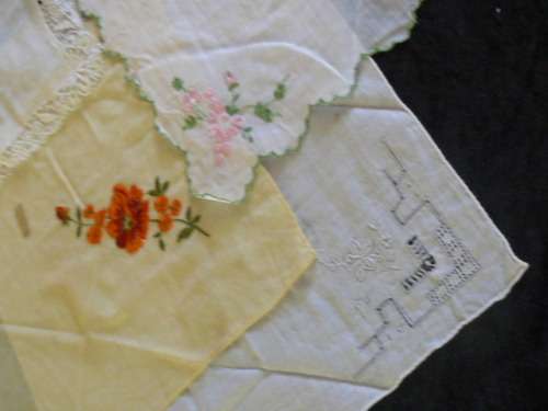 VINTAGE VERY FINE COTTON HANKIES