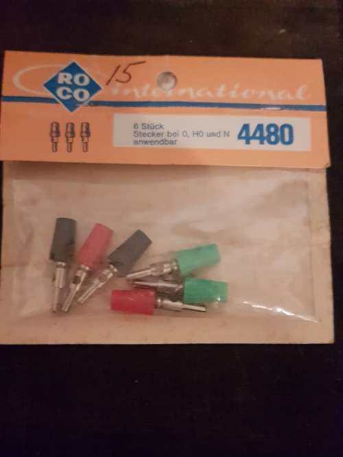 Roco 4480 pack of plugs for ho n o guage