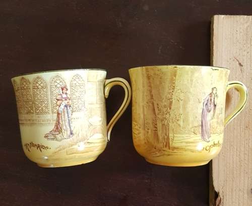 Royal Doulton Shakespeare  2x coffee cups