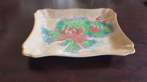 Royal Doulton water lily stunning plate/dish