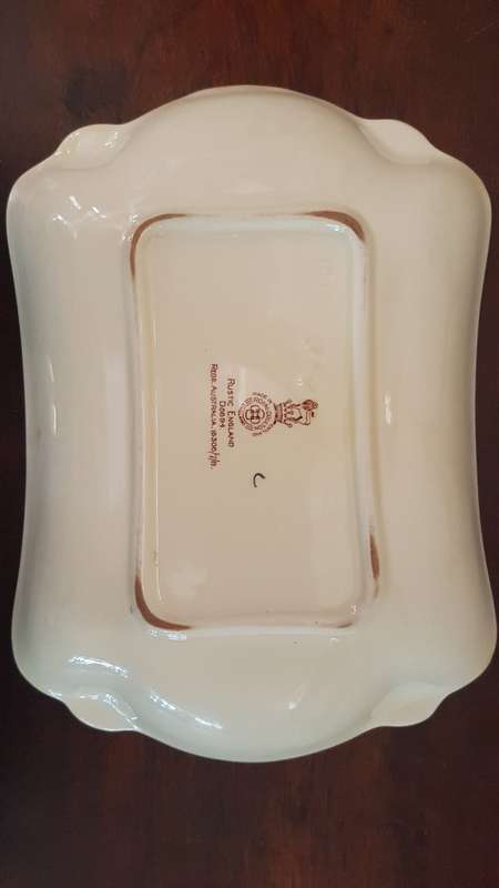 Royal Doulton  stunning dish D5694