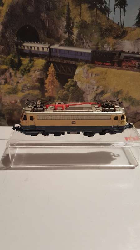 Minitrix  N Guage 12443 Elok Baureihe E10 1309 DB DSS