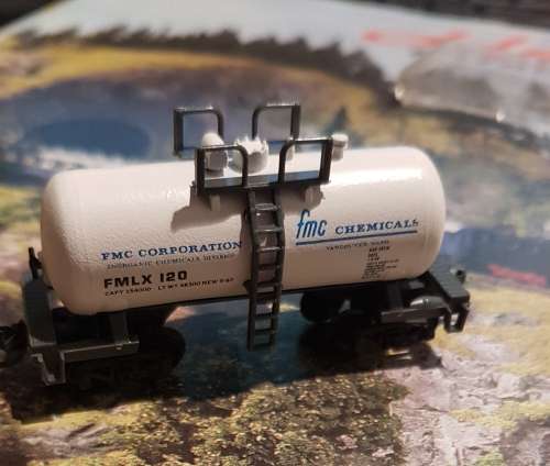 Boxed N guage atlas tool co 3247 tank car