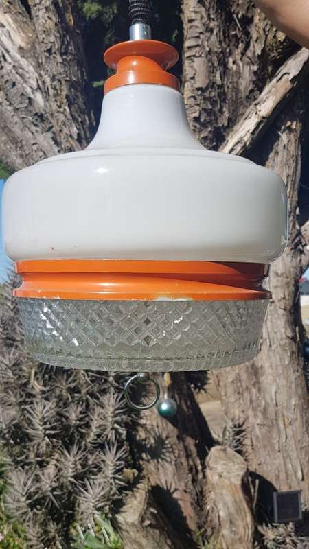 Vintage crystal Pendant light/ ceiling chandlier stunning reduced