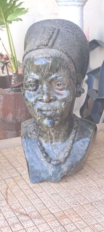 Stunning large (Verite?) 40kg African bust Samson Charimari Harare