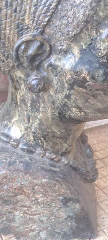 Stunning large (Verite?) 40kg African bust Samson Charimari Harare