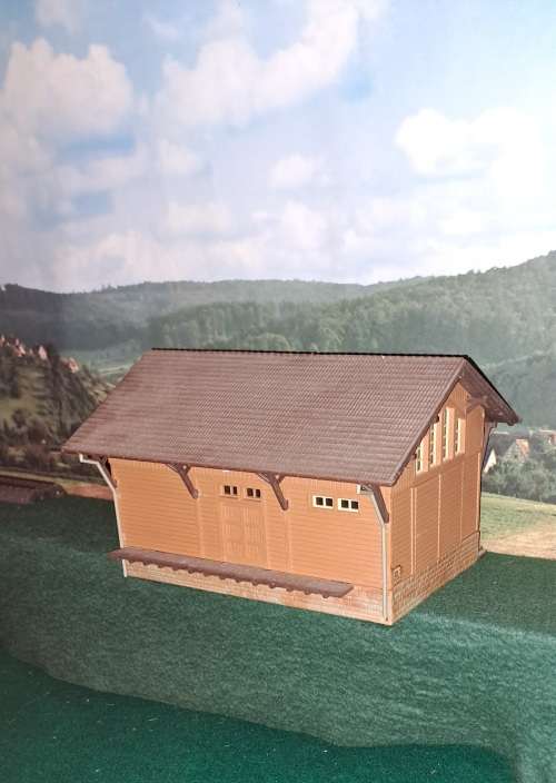 Kibri Ho goodshed building
