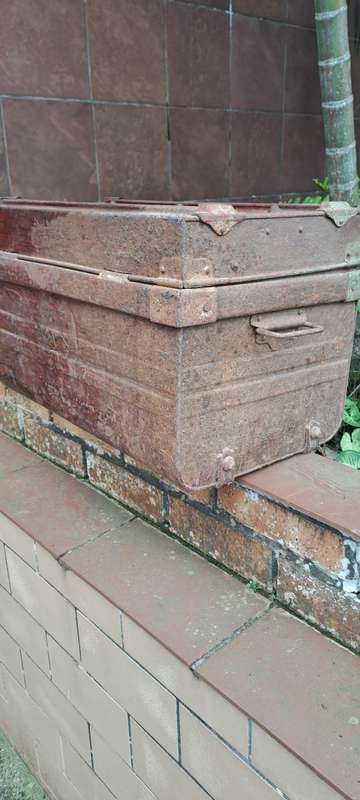 I. Wiles and sons Wolverhampton England metal traveling trunck