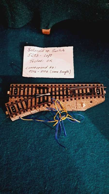 Marklin HO M track 5203 left turnout electric