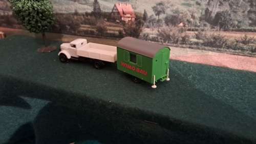 HO lorry and Wendy house/ site office ?