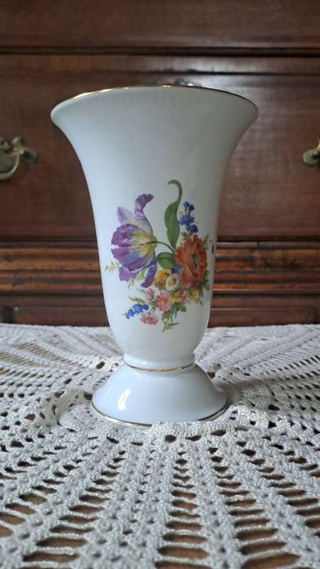 FÜRSTENBERG Germany superior quality porcelain vase 19cm