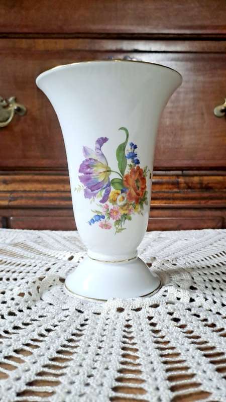 FÜRSTENBERG Germany superior quality porcelain vase 19cm
