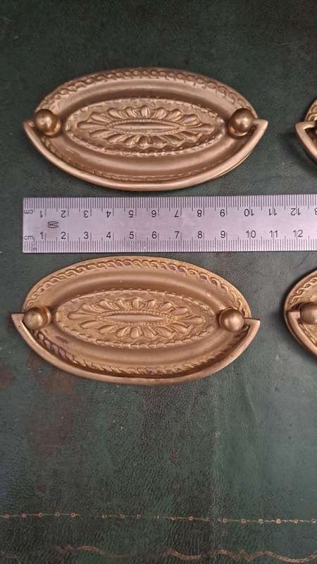 Set of 4 brass drawer handles