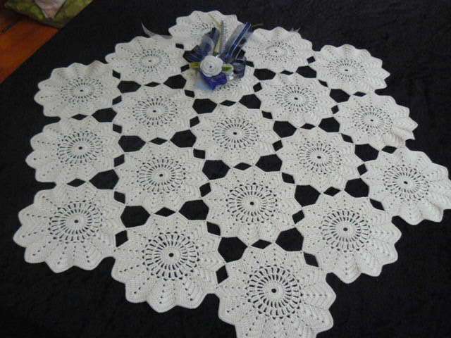 HAND CHROCHETED SMALL TABLE CLOTH