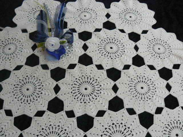 HAND CHROCHETED SMALL TABLE CLOTH