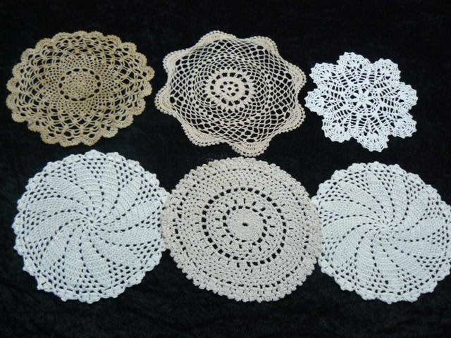 VINTAGE COTTON DOILIES X 6