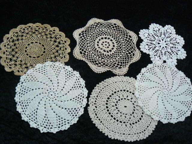 VINTAGE COTTON DOILIES X 6