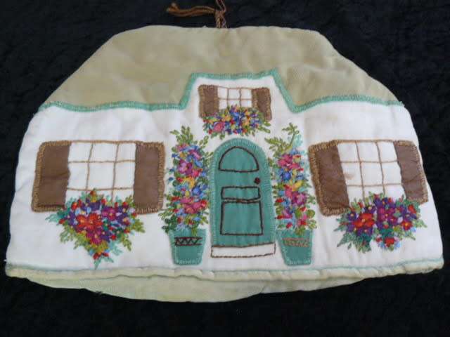 VINTAGE EMBROIDERED TOASTER COVER....PADDED...EMBROIDERED ON BOTH SIDES AMAZING HANDWORK