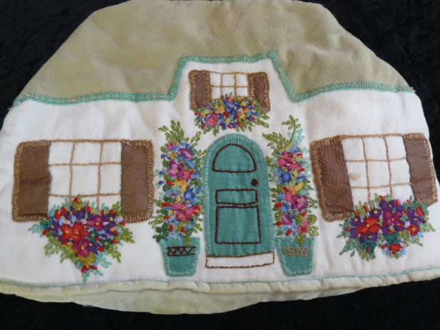 VINTAGE EMBROIDERED TOASTER COVER....PADDED...EMBROIDERED ON BOTH SIDES AMAZING HANDWORK