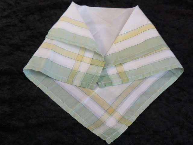 VINTAGE COTTON HANKIE AND GLOVES