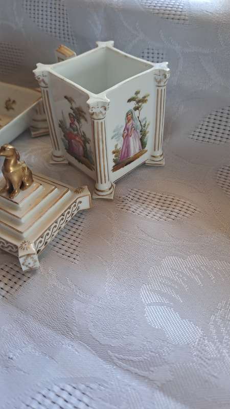 Genuine Royal Vienna footed dish and lidded jar hand painted BEAUTIFULL