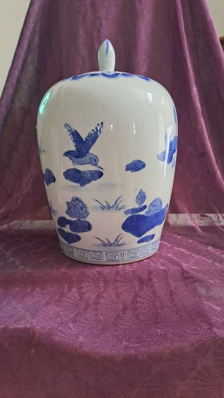 Large 25cm Chines melon Jar