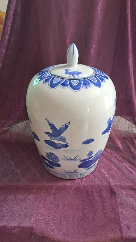 Large 25cm Chines melon Jar