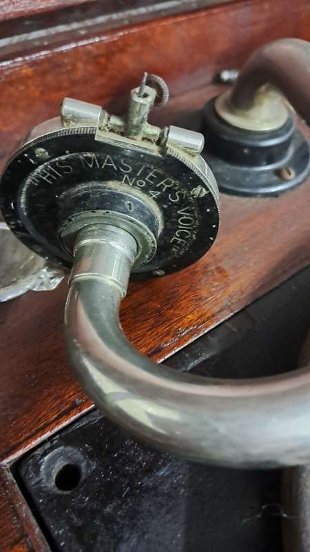 His Master`s voice working floor standing phonograph