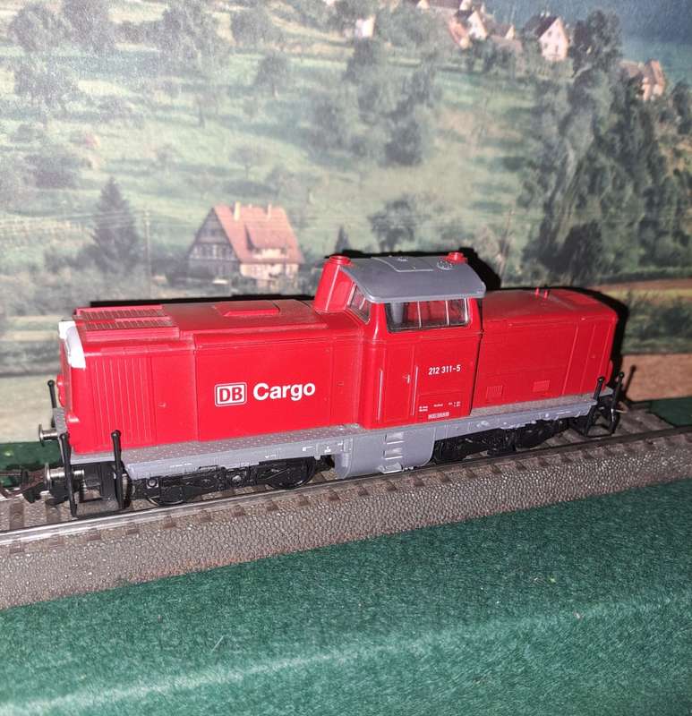 FLEISCHMANN HO LOCOMOTIVE DIESEL 212 311-5 CARGO 4215 TRAIN ELECTRIC