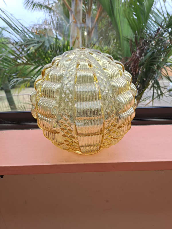 Stunning large 1960`s depression glass lamp/light  shade