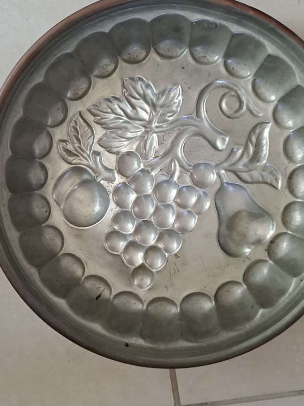 Pretty heavy copper cake mould