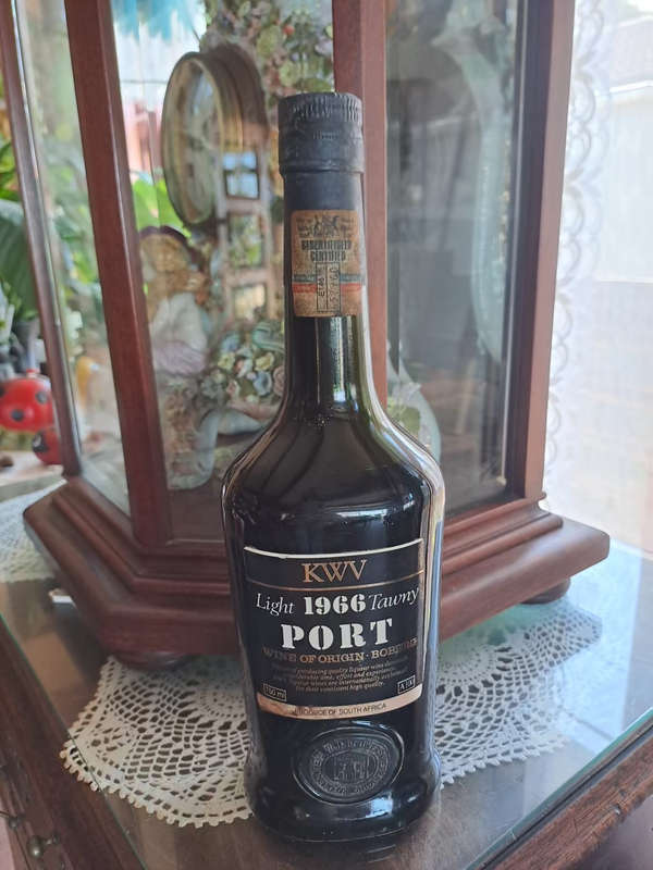KWV light 1966 Tawny Port unopened