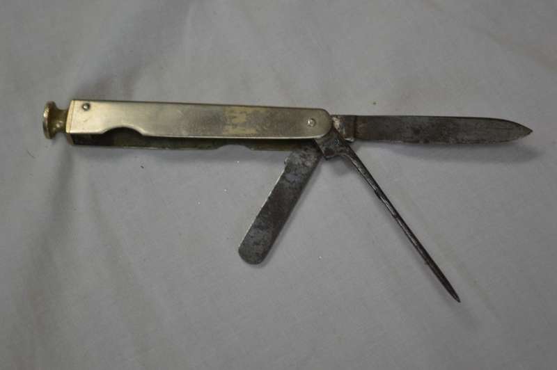 Vintage Sheffield England Taylor Eye Witness pipe knife