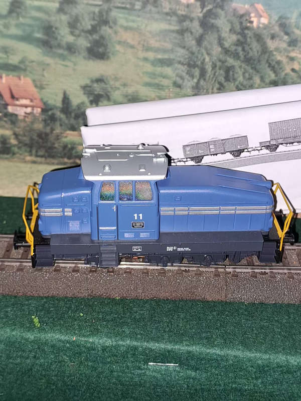 New Trix HO DHG500 diesel Loc