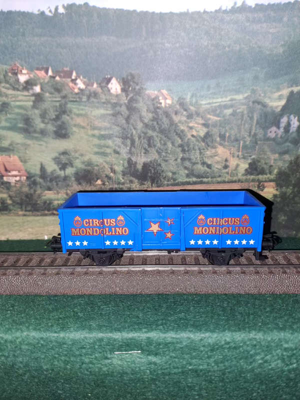 Marklin HO Circus Mondolino open goods wagon REDUCED FOR WEEK END