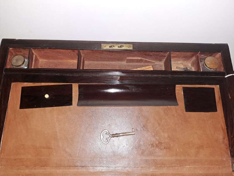 Beautiful large Rosewood writing slope ca 1860 with 2 ink wells and brass fittings