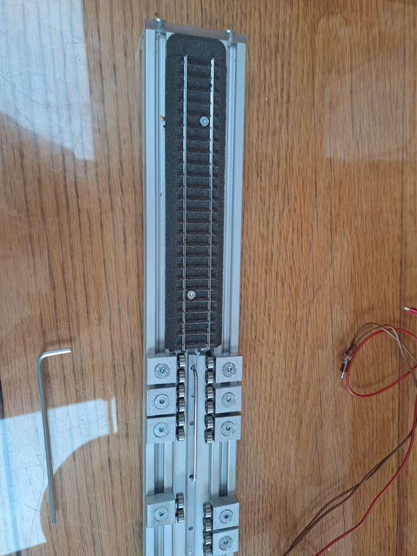 HO roller test stand REDUCED