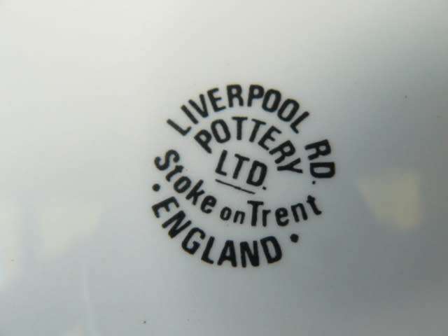 PORCELAIN PLATE LIVERPOOL RD STROKE ON TRENT ENGLAND 25 CM