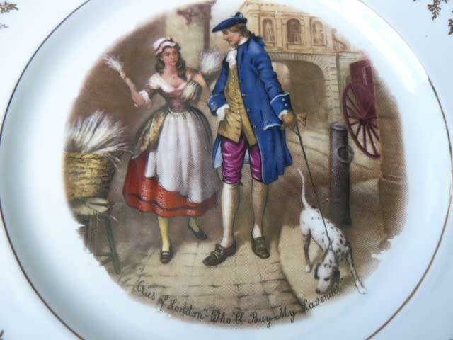 PORCELAIN PLATE LIVERPOOL - STROKE ON TRENT ENGLAND 25 CM