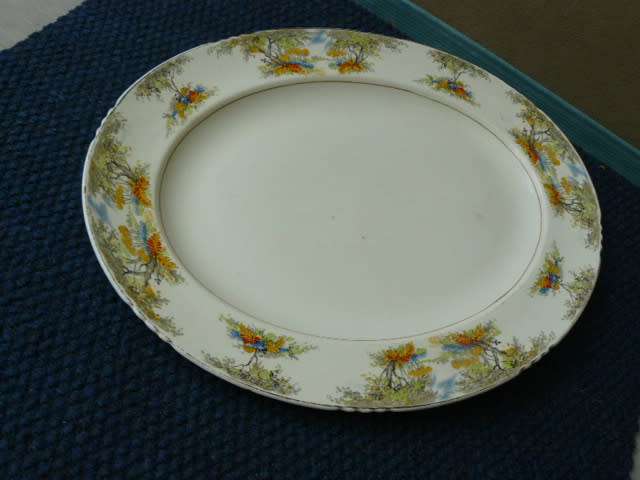 PORCELAIN PLATTER JOHN MADDOCK AND SON - ROYAL VITREOUS 37 CM