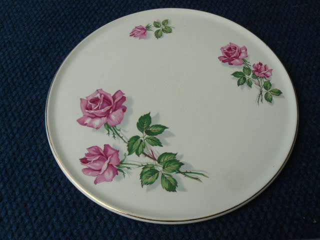 PORCELAIN PLATE ROYAL TUDOR WARE BARKER BROS LTD ENGLAND 28 CM