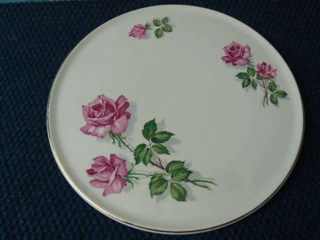 PORCELAIN PLATE ROYAL TUDOR WARE BARKER BROS LTD ENGLAND 28 CM